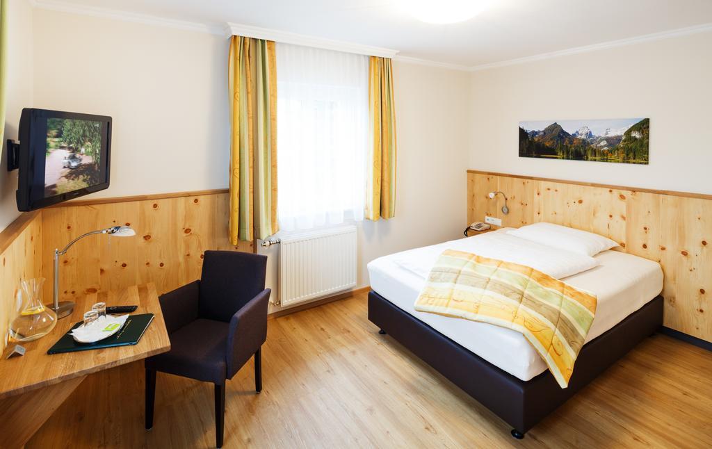 Pension Jageredt Nussbach Kamer foto