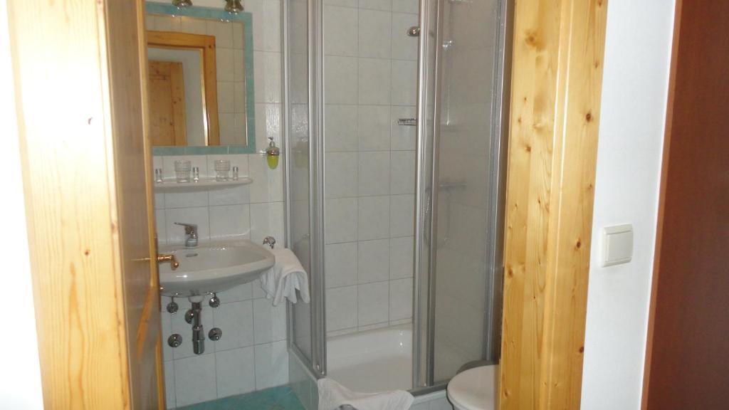 Pension Jageredt Nussbach Kamer foto